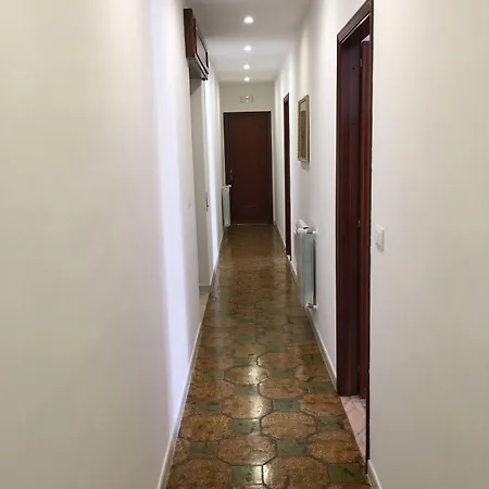 לינה וארוחת בוקר Al Chiaro Di Luna 3*