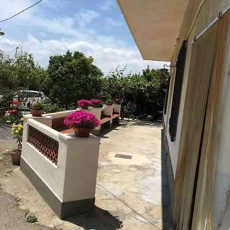 Al Chiaro Di Luna טאורמינה