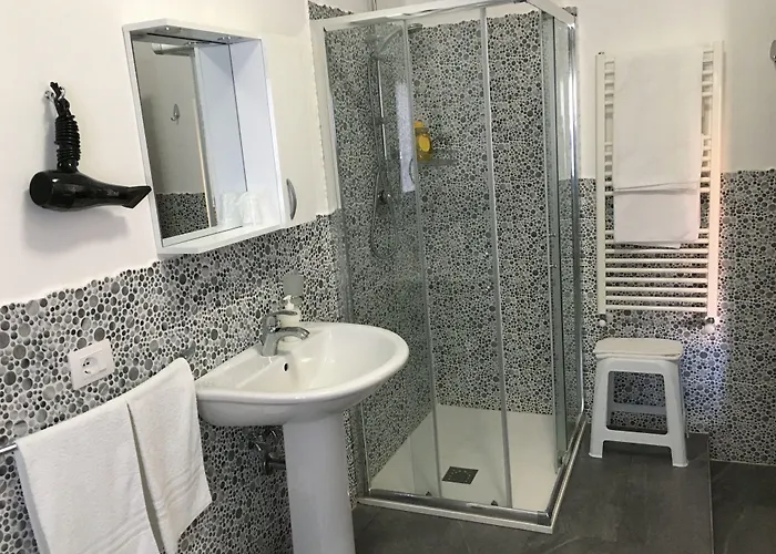 Al Chiaro Di Luna B&B 타오르미나