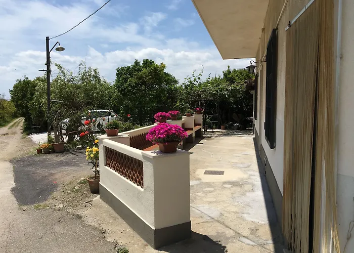 Al Chiaro Di Luna 3*