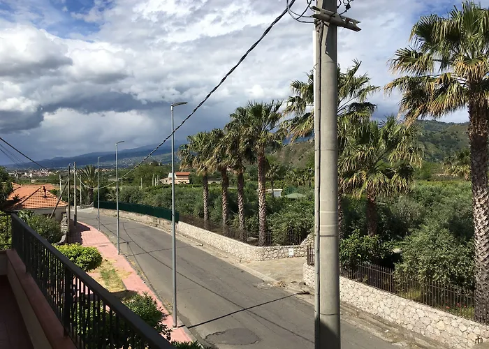 Al Chiaro Di Luna 3* 타오르미나