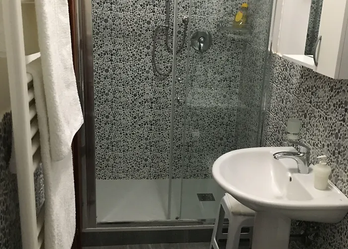 Al Chiaro Di Luna B&B 타오르미나